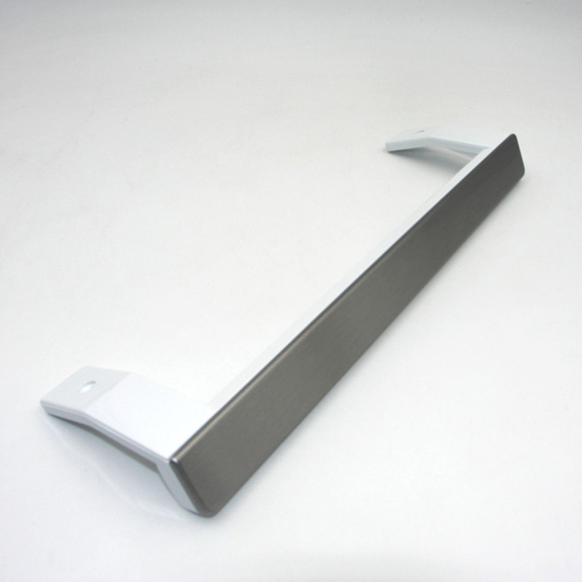 Recambio Beko - Tirador para frigorífico - 5907610100