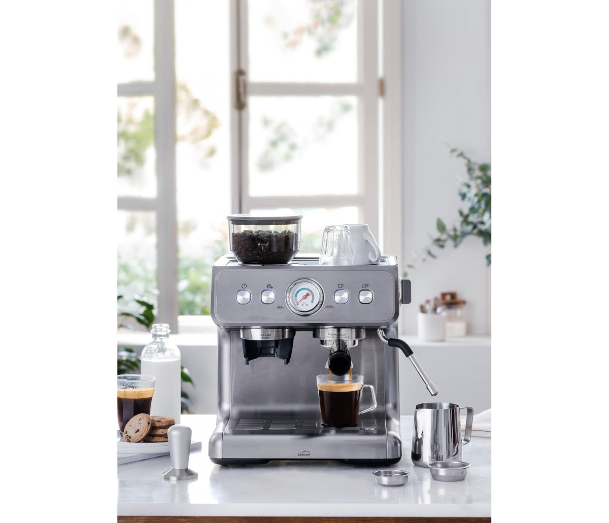 - Cafetera espresso para equipos de cocina - Lacor 69428 - imagen 4